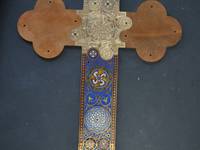 Whole cross with central pieces complete